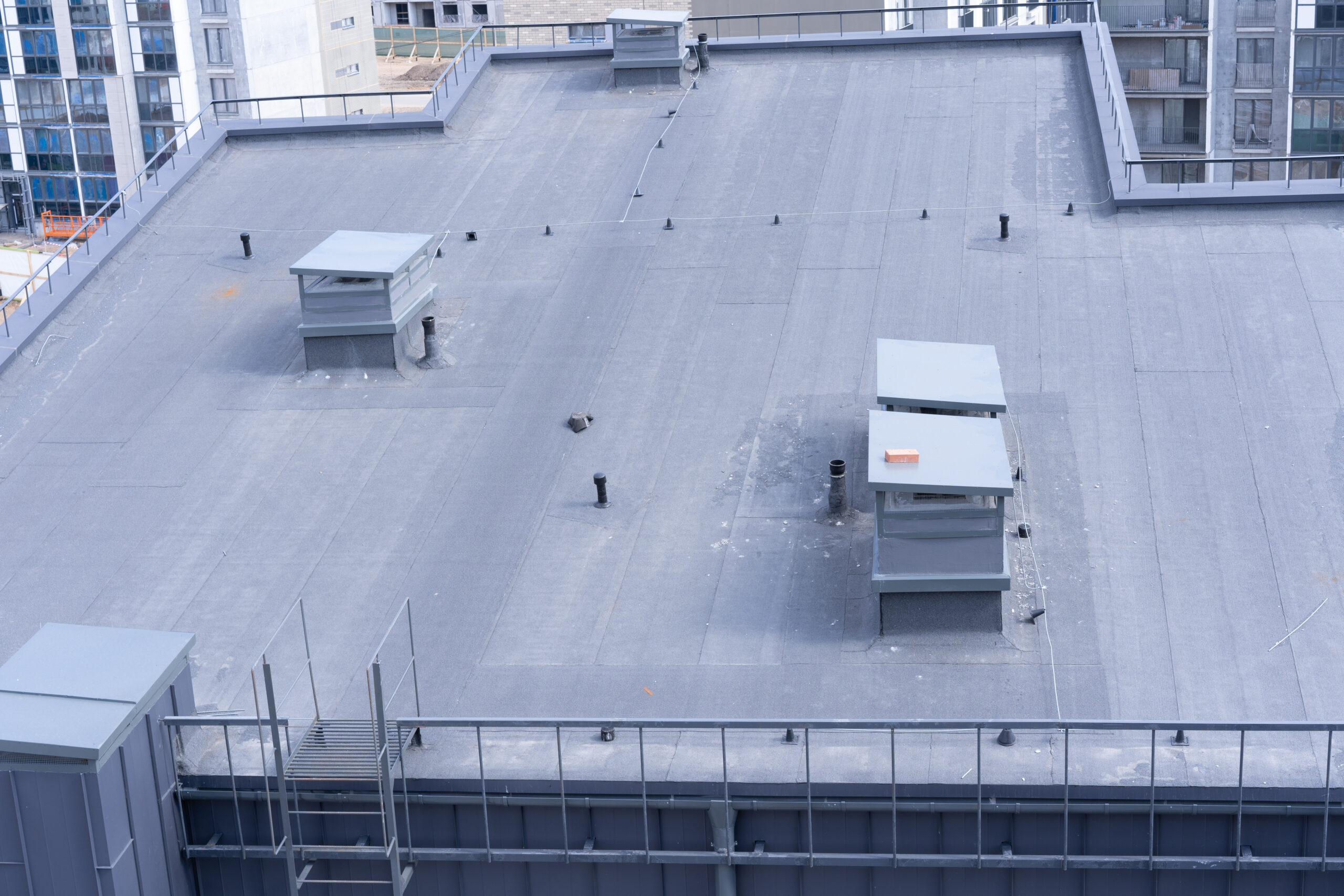 top view of the roof structure of an apartment building
